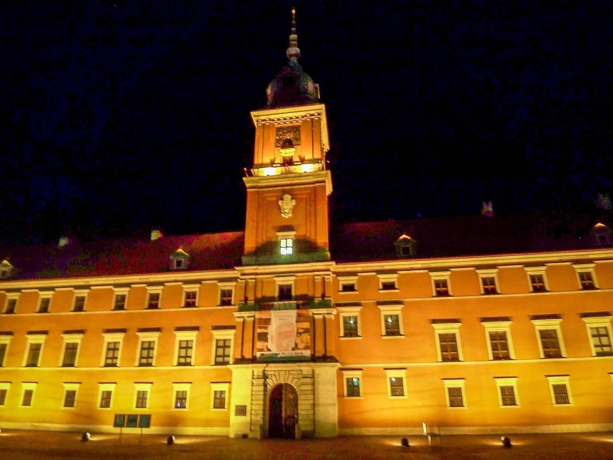 The Royal Castle in Warsaw at night