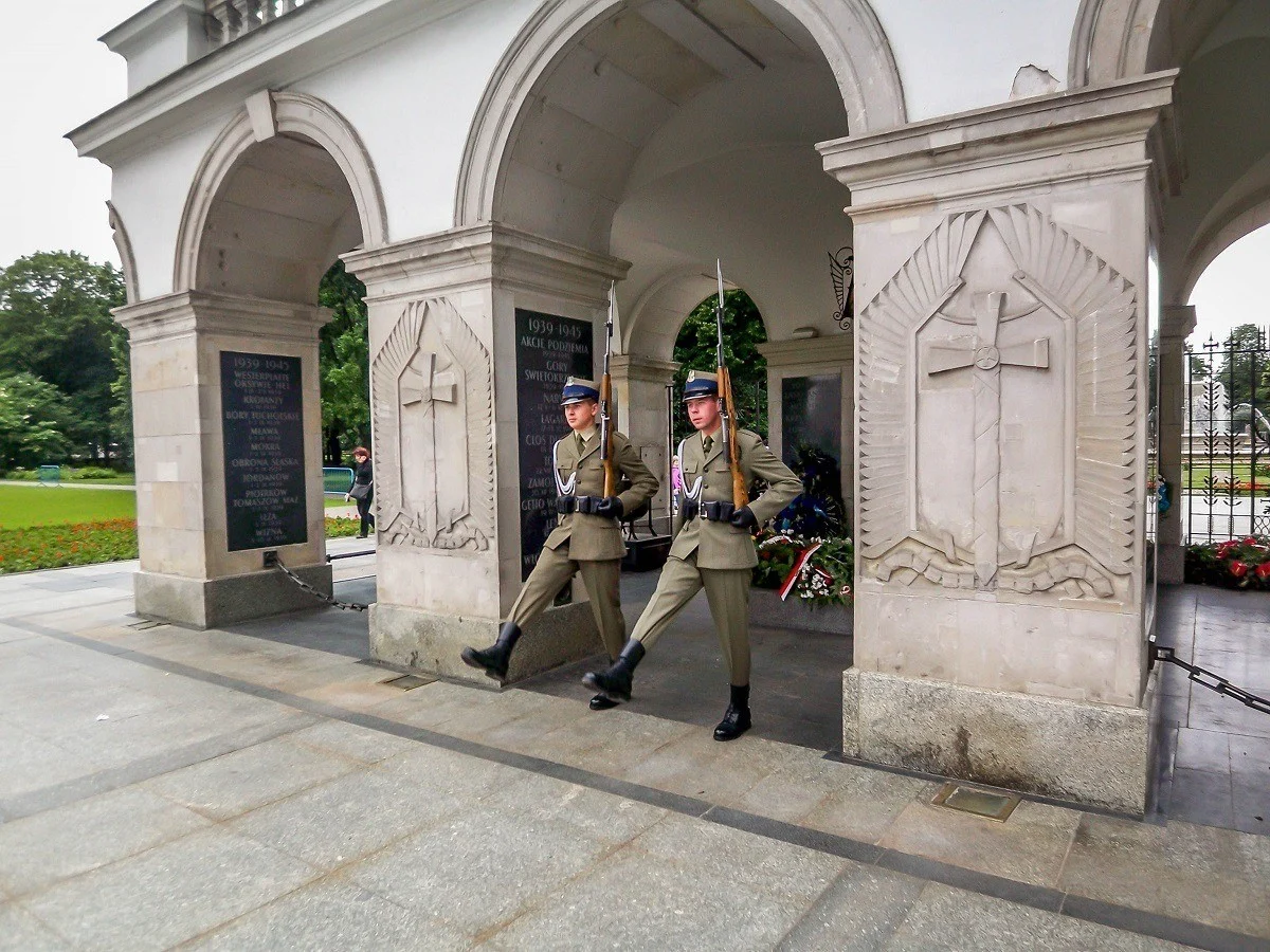 Changing of the guard at the Tomb of the Unknown Soldier