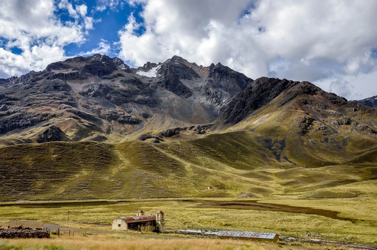 La Raya Pass makes a scenic stop on the drive from Cusco to Puno