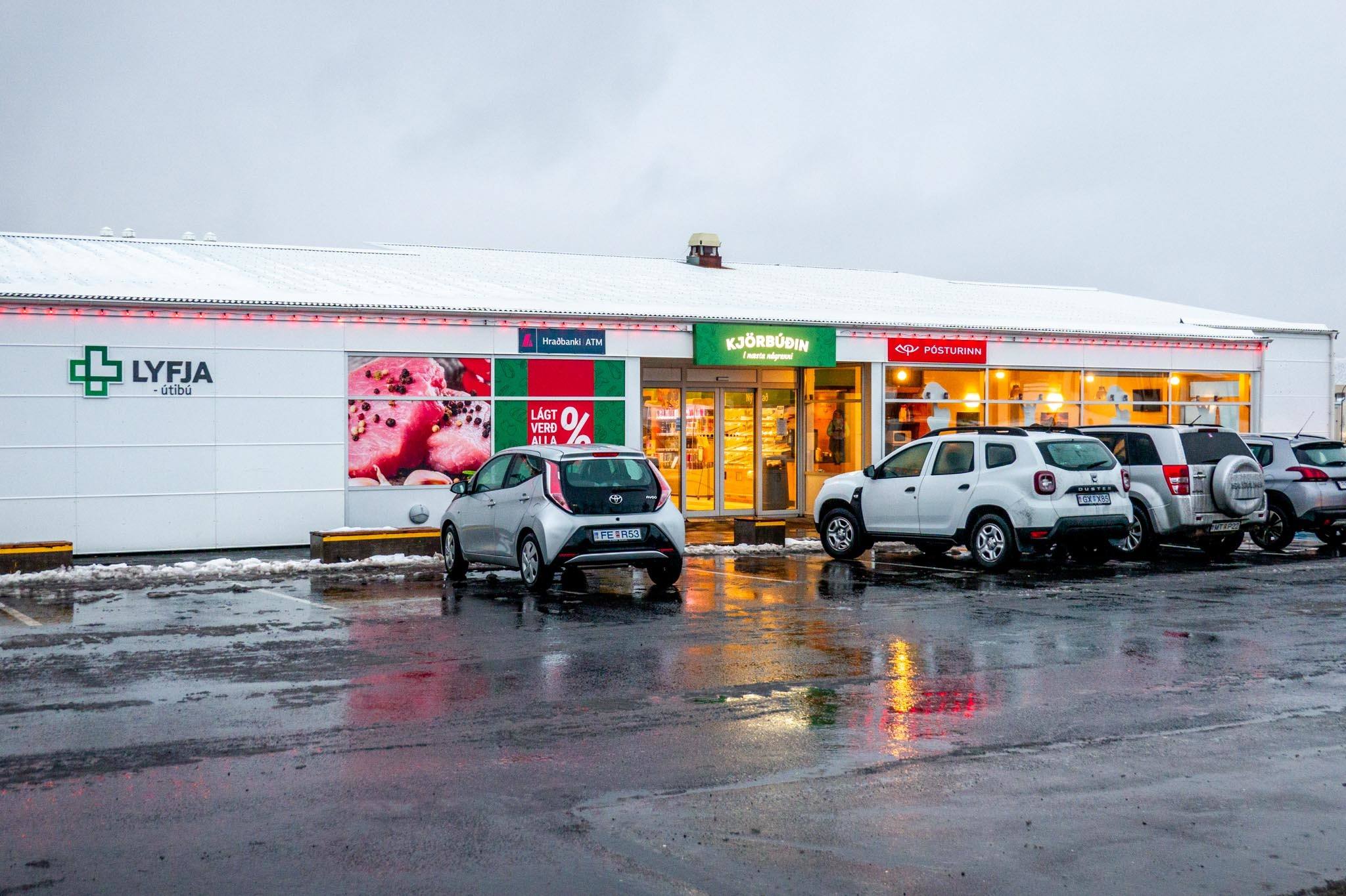 Grocery stores, pharmacies, liquor stores, post office, and a restaurant all in the same building