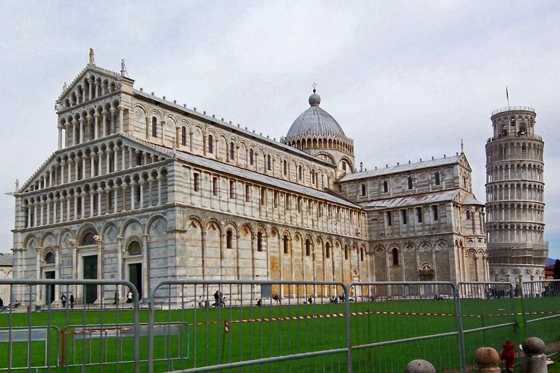 Piazza de Miracoli in Pisa
