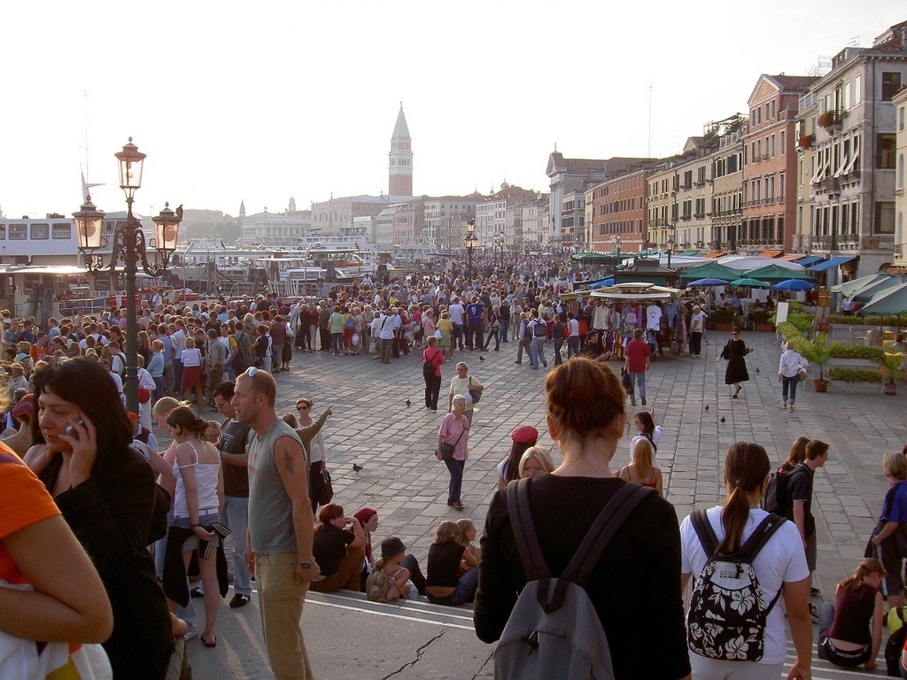 Venice overrun with tourists