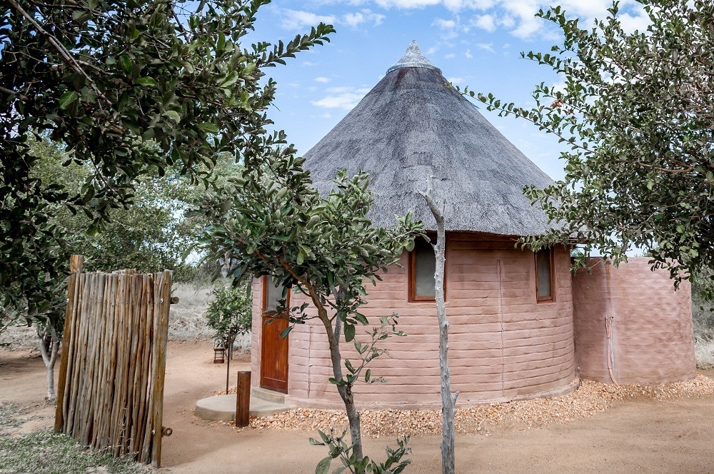 A rondavel (traditional African hut) at the Africa on Foot camp