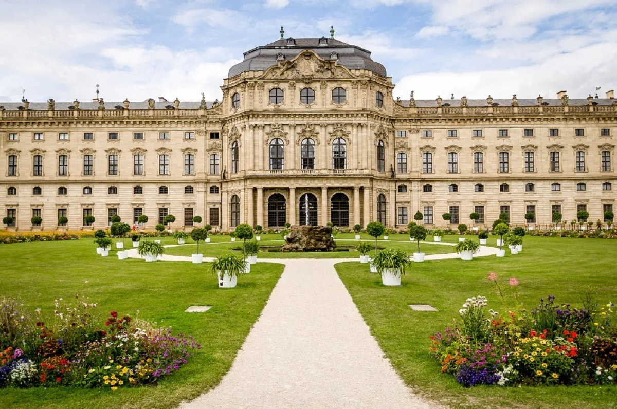 The Residenz and the gardens
