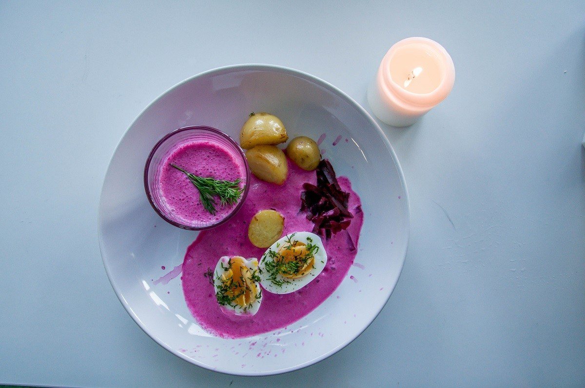 Beet soup with potatoes and hard boiled egg