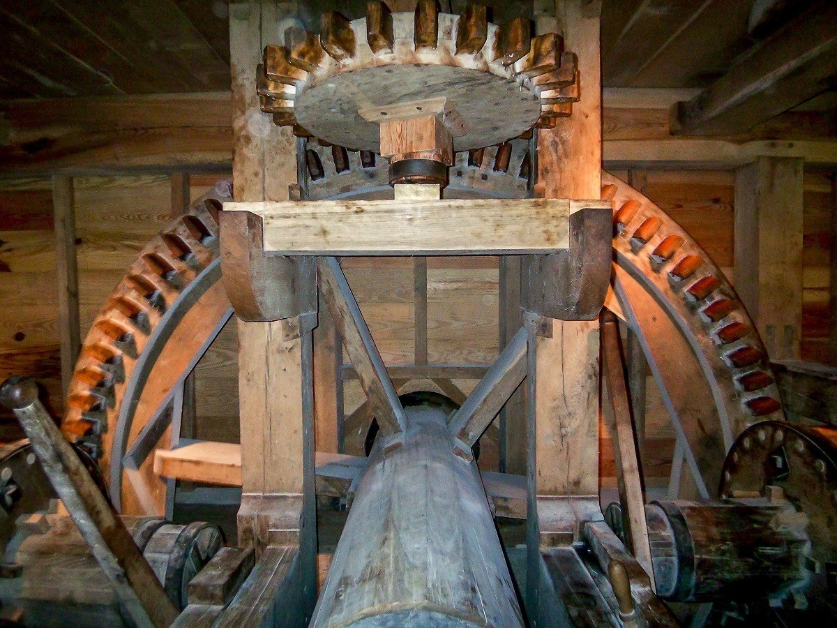 Gears of George Washington's gristmill at Mount Vernon