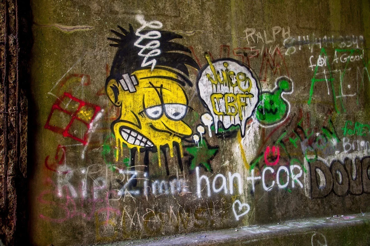Cartoon graffiti at the Rays Hill Tunnel in Pennsylvania