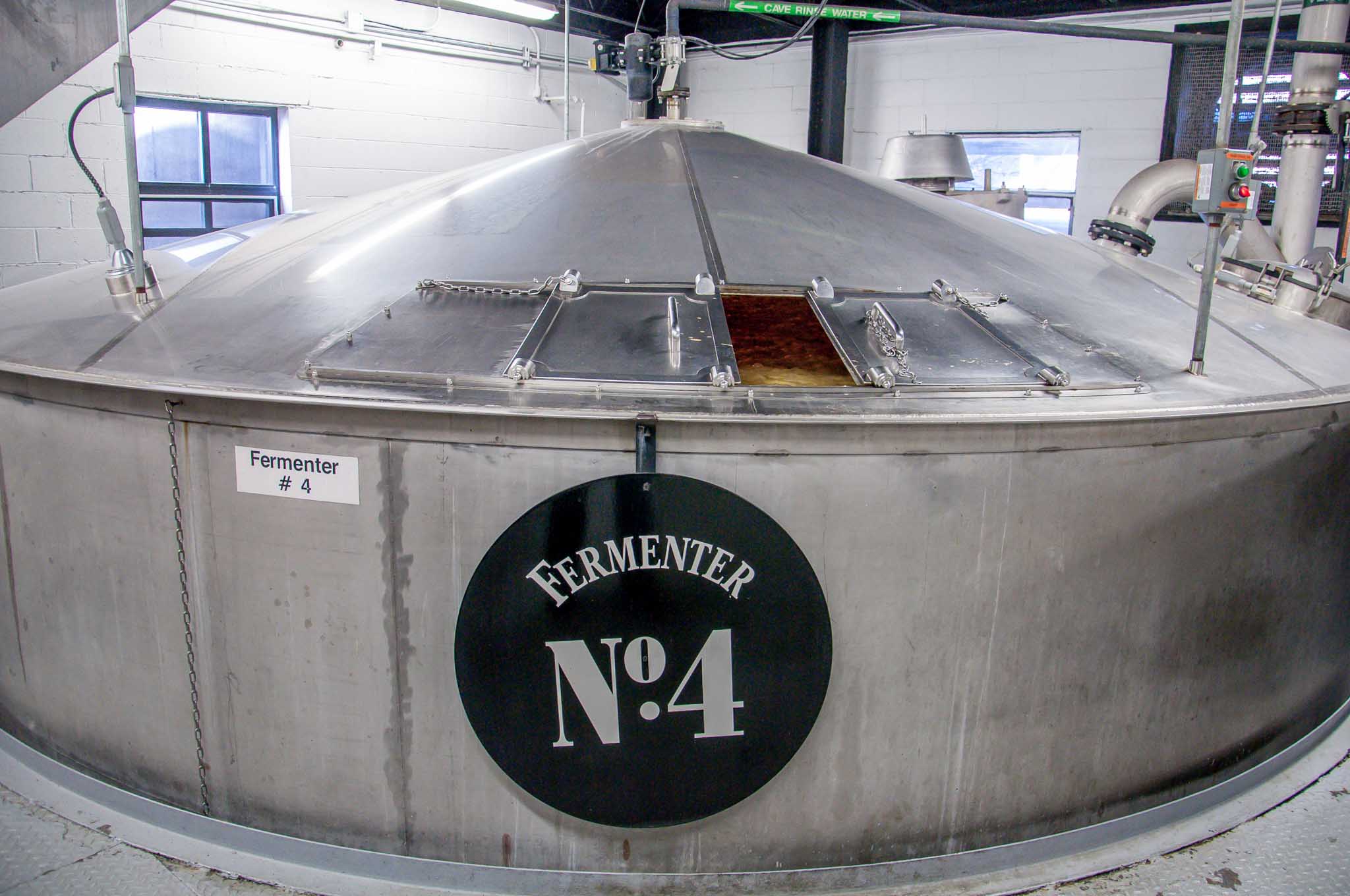 Large fermentation tank