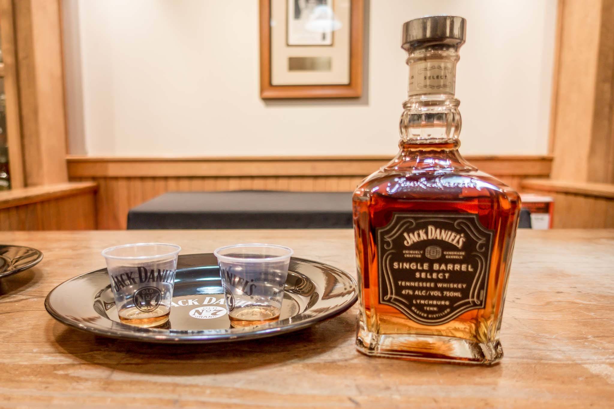 Jack Daniel's Single Barrel whiskey bottle and samples