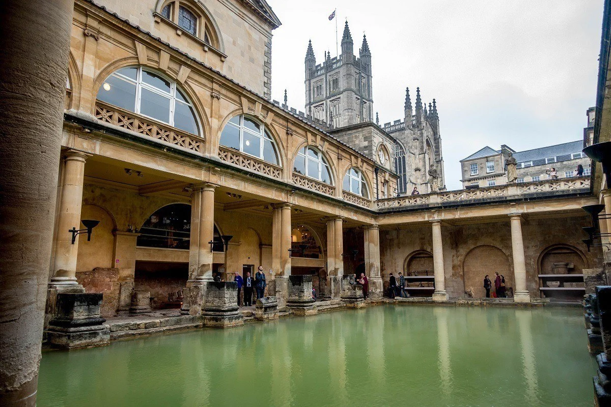 Large pool in the center of the Roman Baths in England