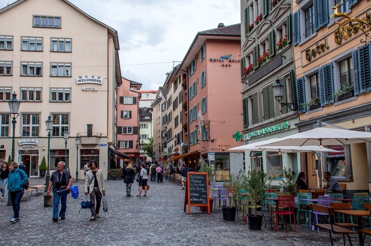 The pedestrian-only area of Niederdorfstrasse is the highlight of a Zurich old city tour