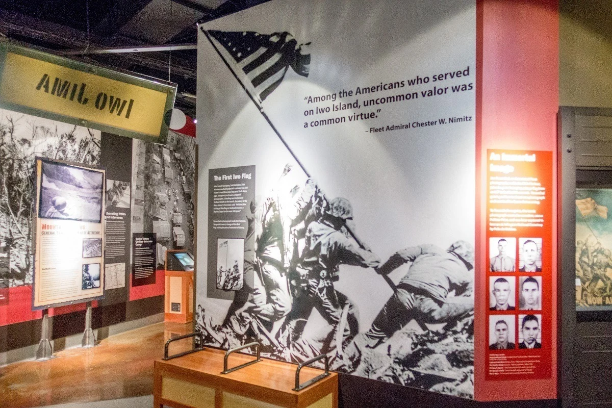 Panels with information about the Pacific War