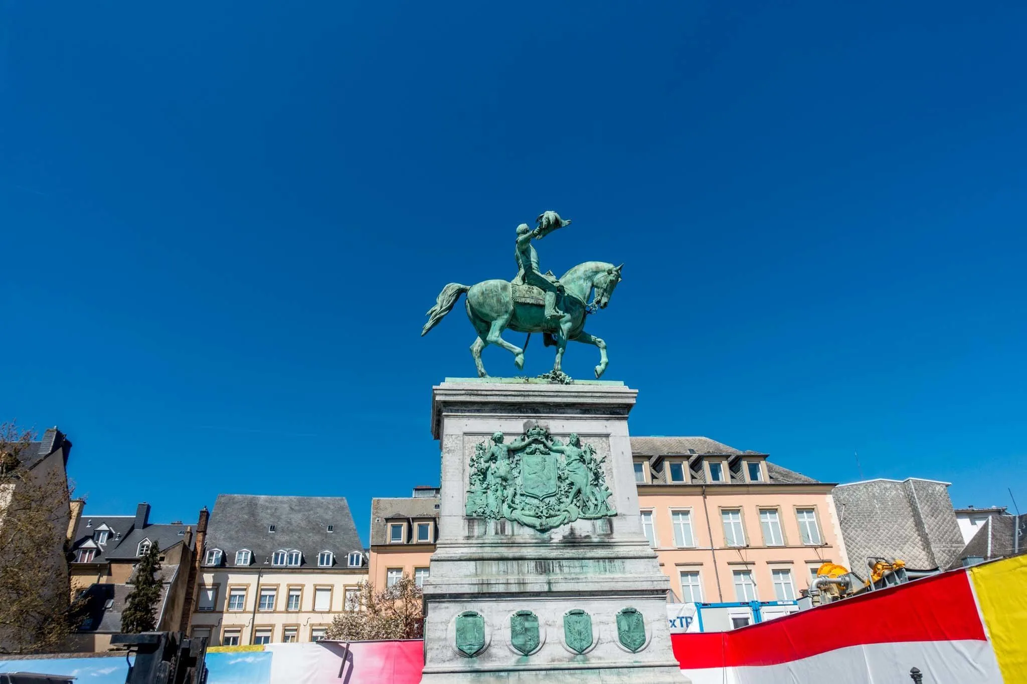 Statue of man on horse. 