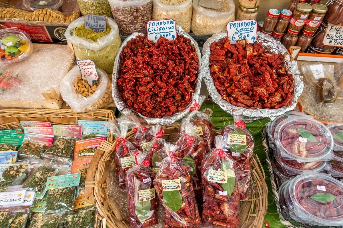 Sundried tomatoes and spices for sale