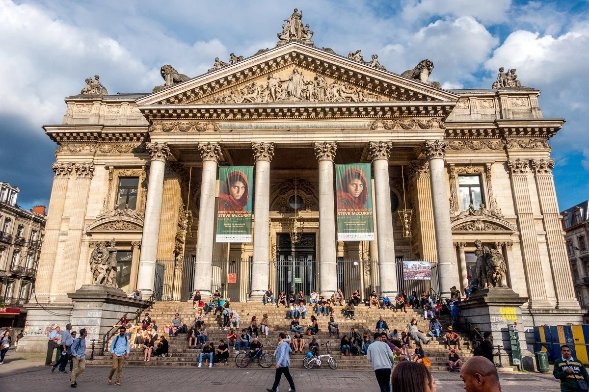 Building with large columns and decorative sculptures.