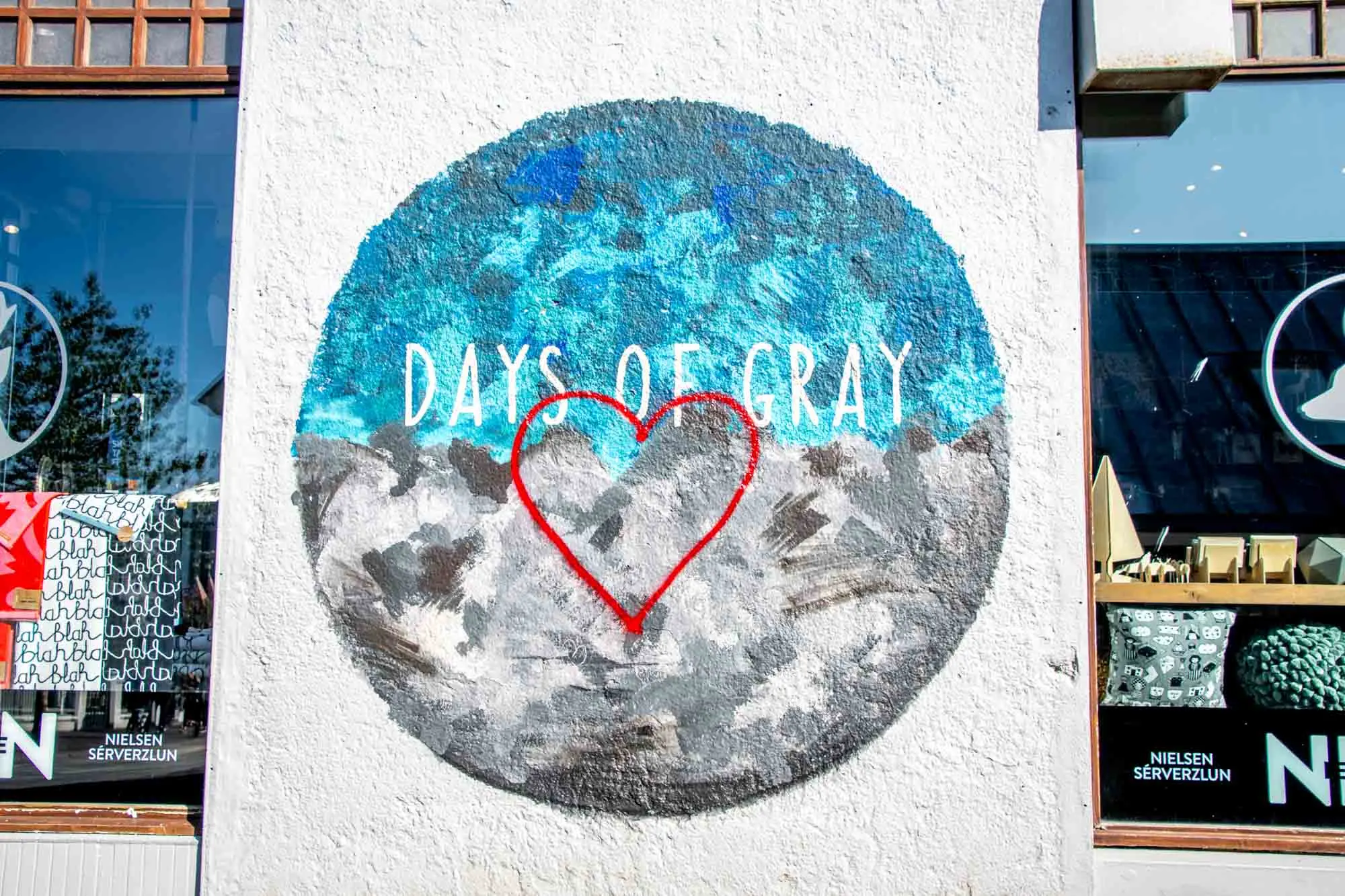 Mural with heart saying "Days of Gray" in Reykjavik
