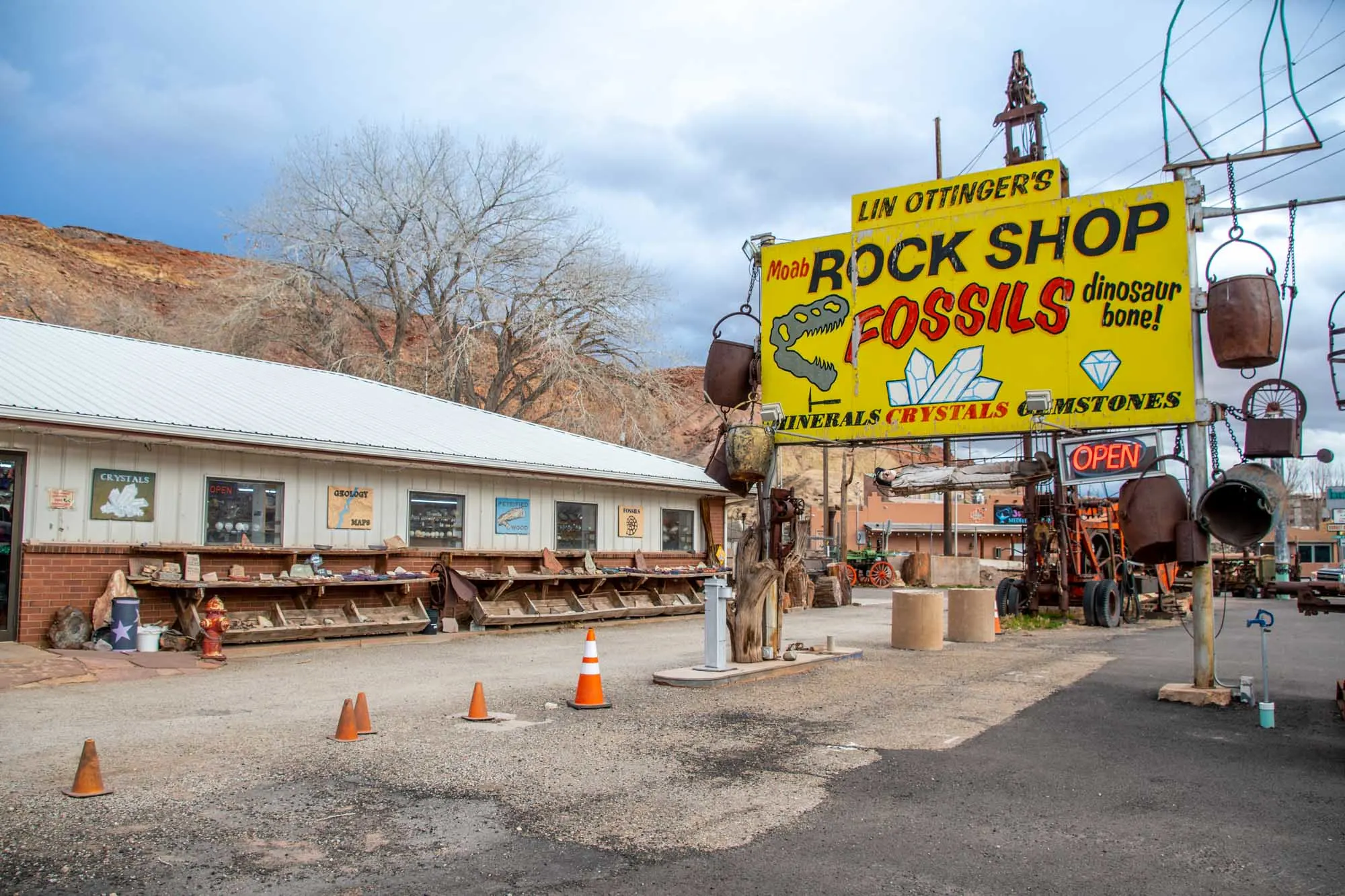 Exterior of the Moab Rock Shop