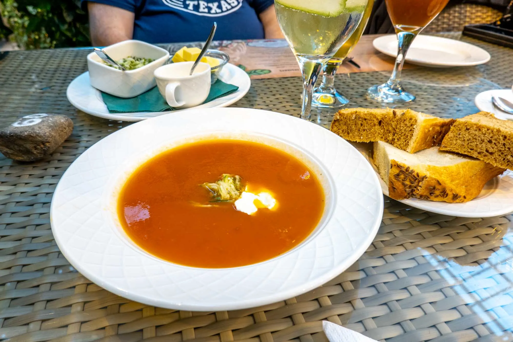 Tomato soup and bread