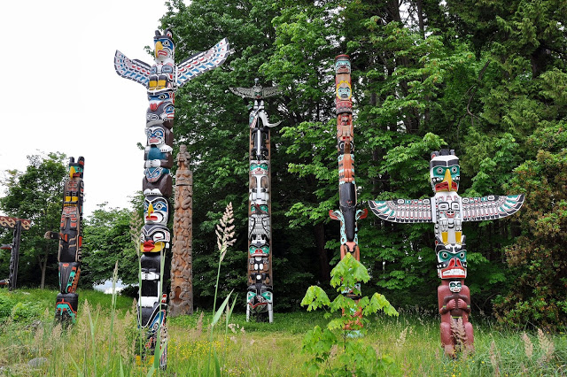 The Totems of Vancouver’s Stanley Park, one of the must see Vancouver sights